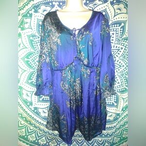 Revolution Blue Floral Tunic Top Blouse 3X 22W